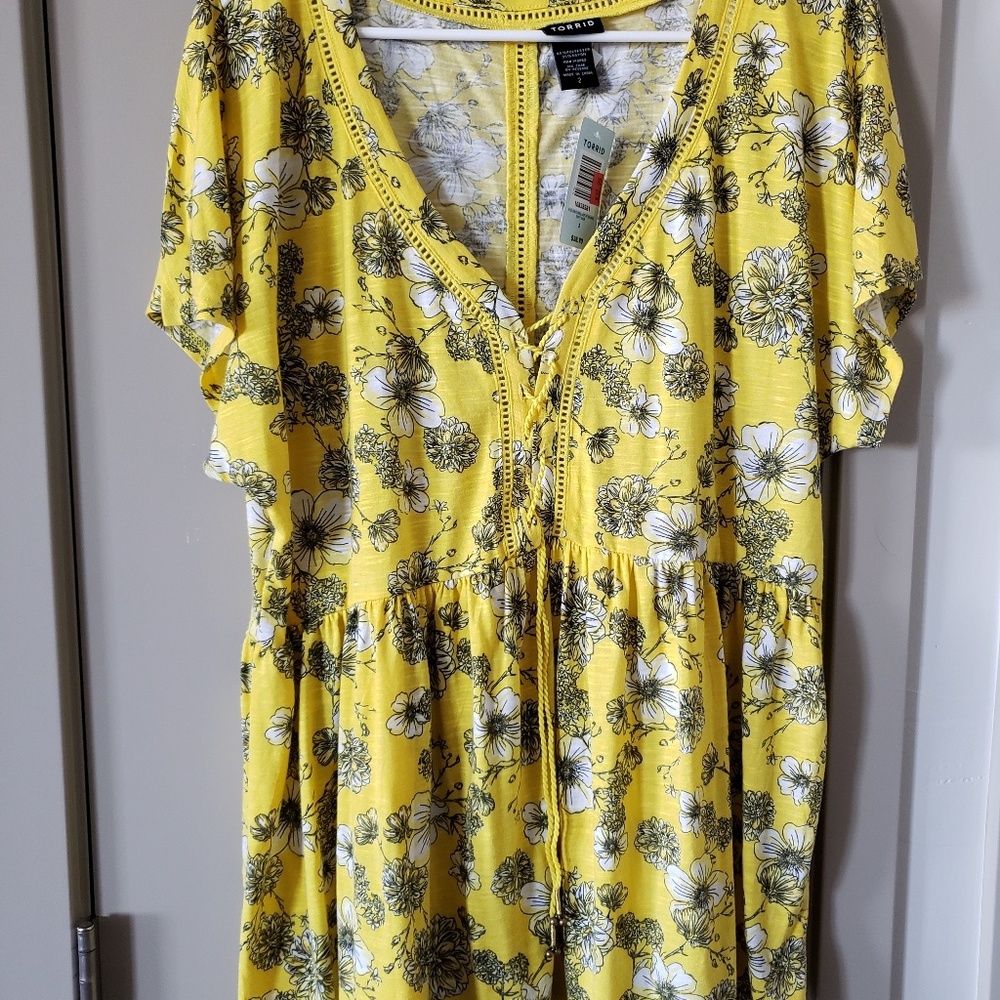 Torrid top super cute! New with tags! Size 2